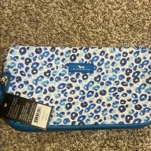 Scout 3–way Blue Leopard Print Clutch